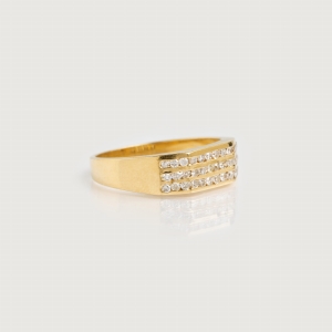 Złoty-pierścionek-z-diamentami-vintage-jagg