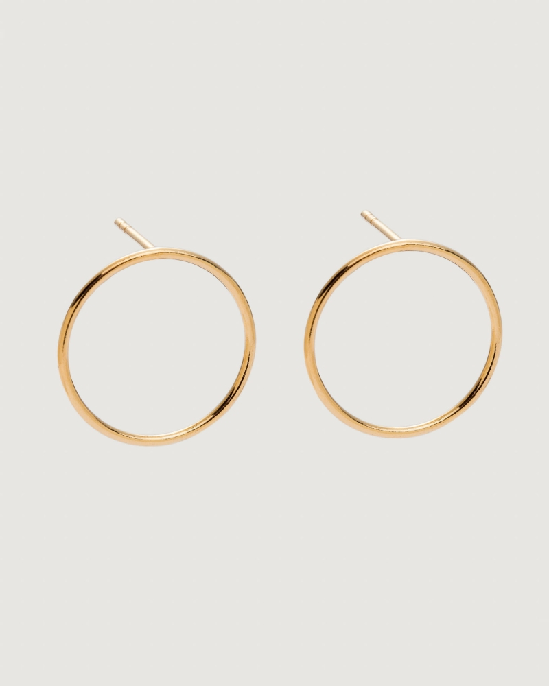 CIRCLES M 