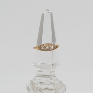 pierscionek-z-diamentami-art-deco-zloto-750