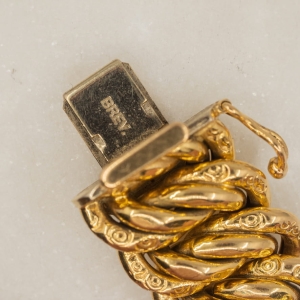 Gold vintage bracelet.